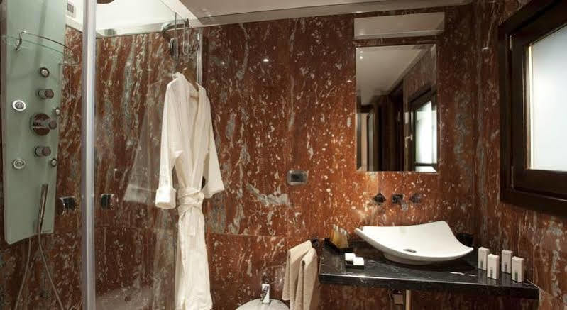 Della Vite 3*