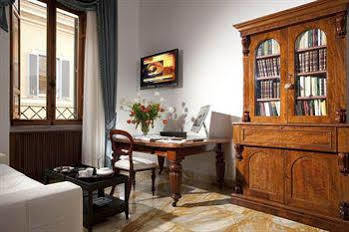 Della Vite Rome